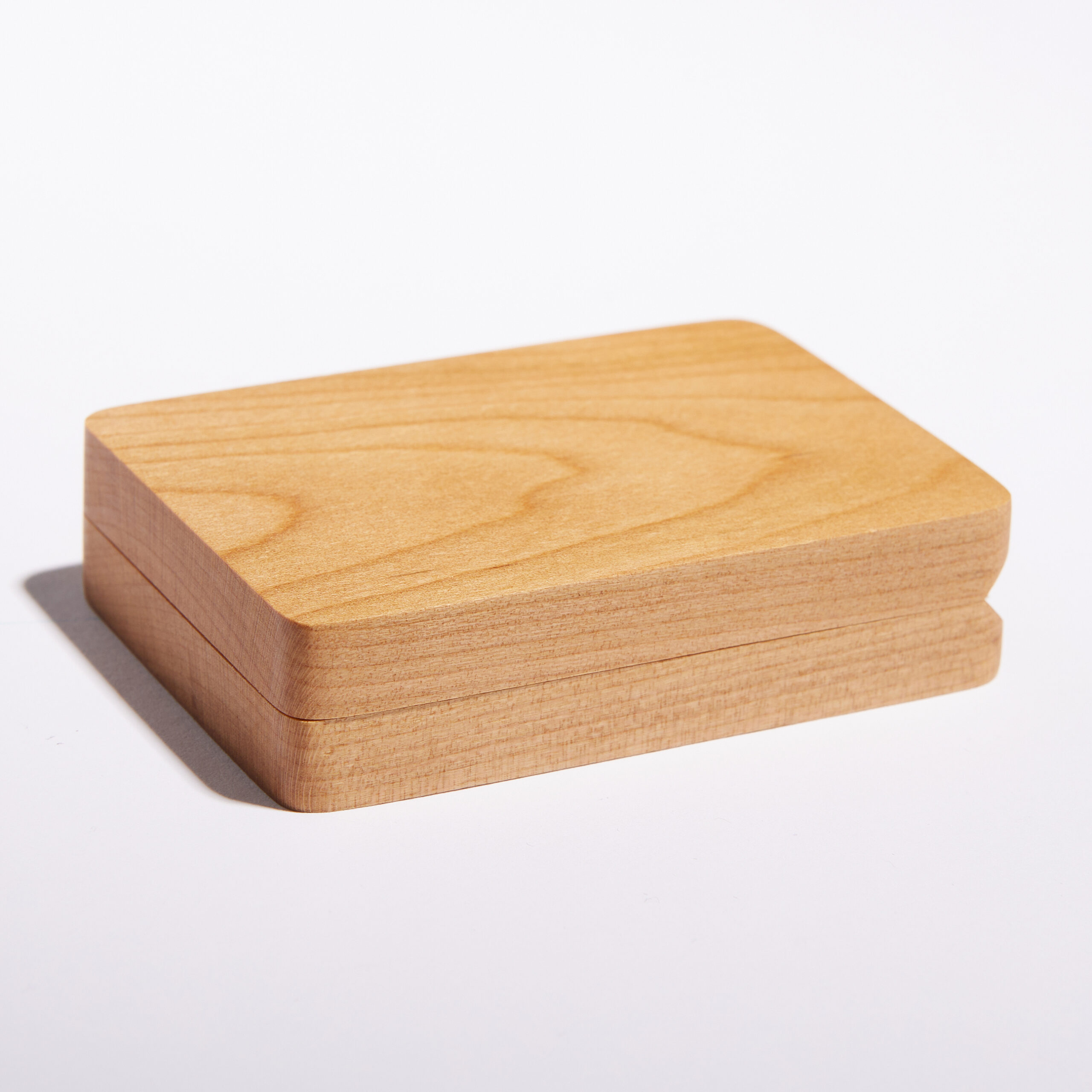 WoodYu - Ringbox mit raffiniertem Klappmechanismus, Kirschholz